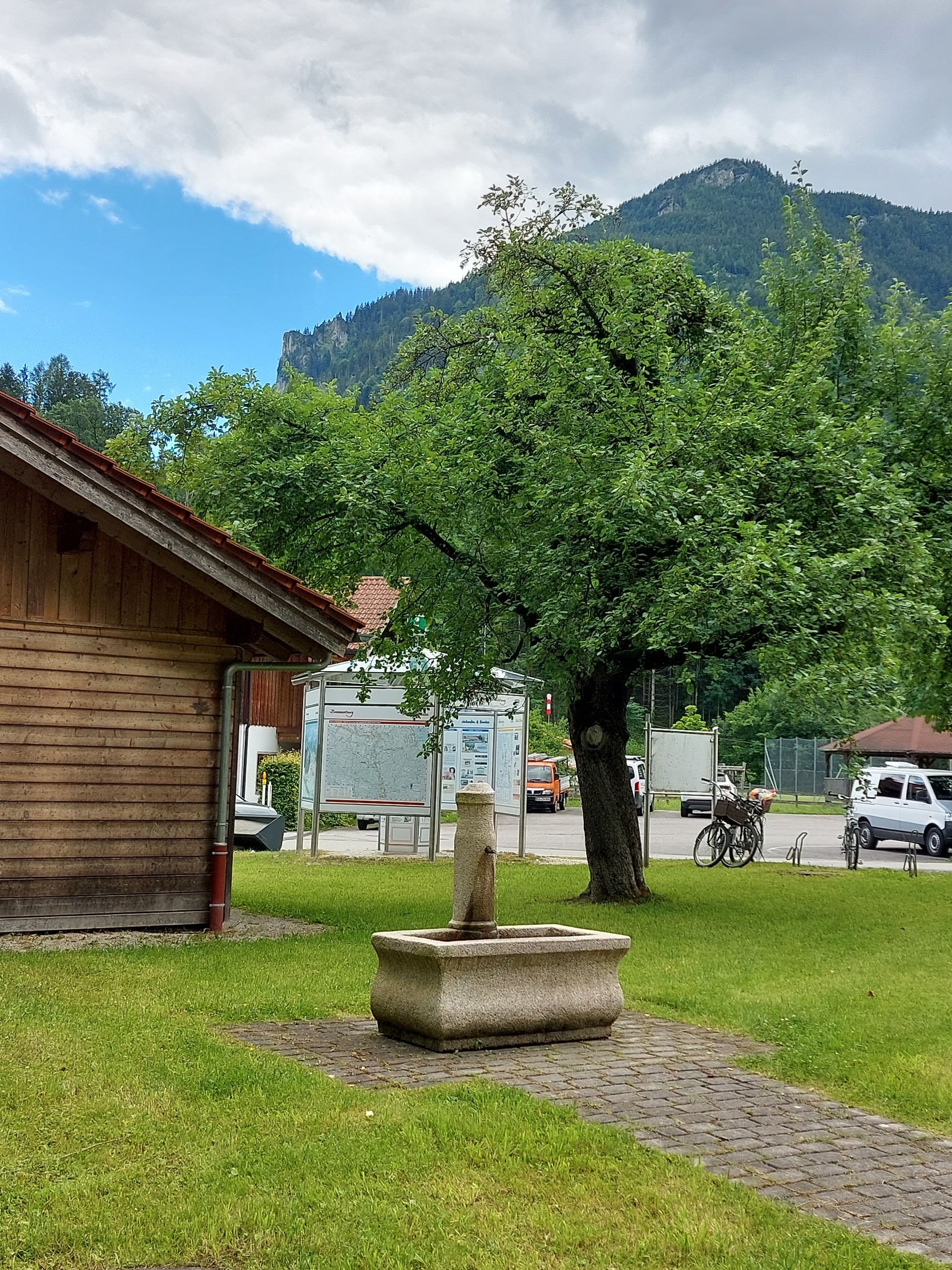 Brunnen Talbahnhof Wendelstein-Zahnradbahn Trinkwasserbrunnen